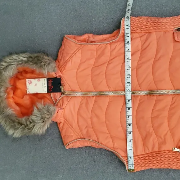 🆕️ HANTON Coral Quilted Faux Fur Removable Hooded Vest SIZE: L