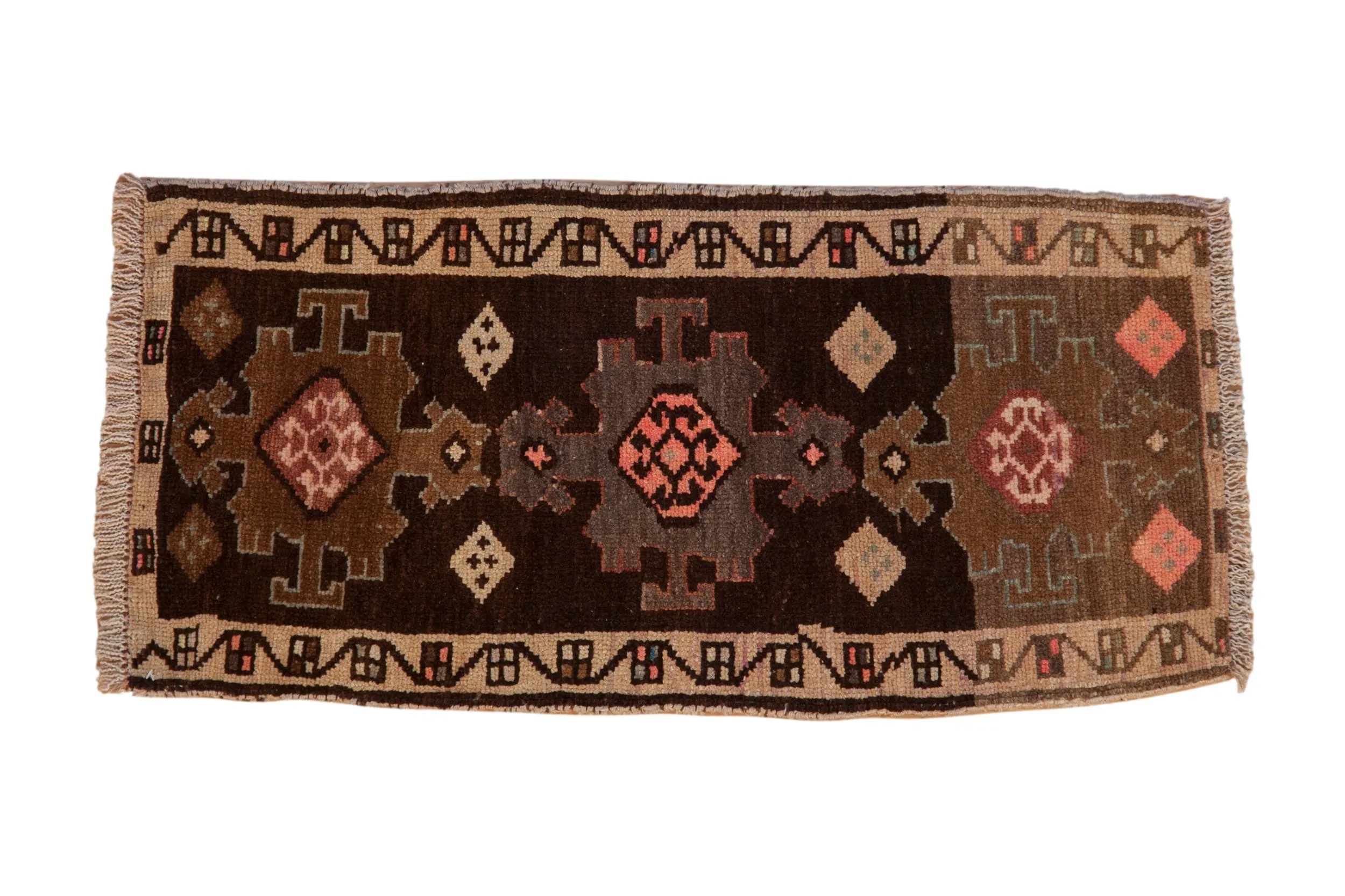 1.5x3 Vintage Distressed Kars Rug Mat