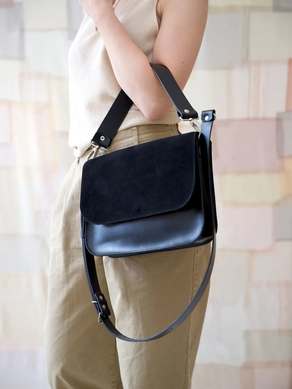 ASTORIA Handbag - Black Suede