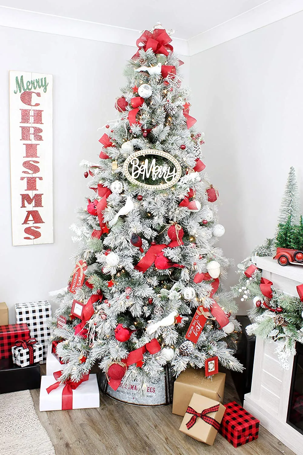 Beaded Wooden Christmas Sign