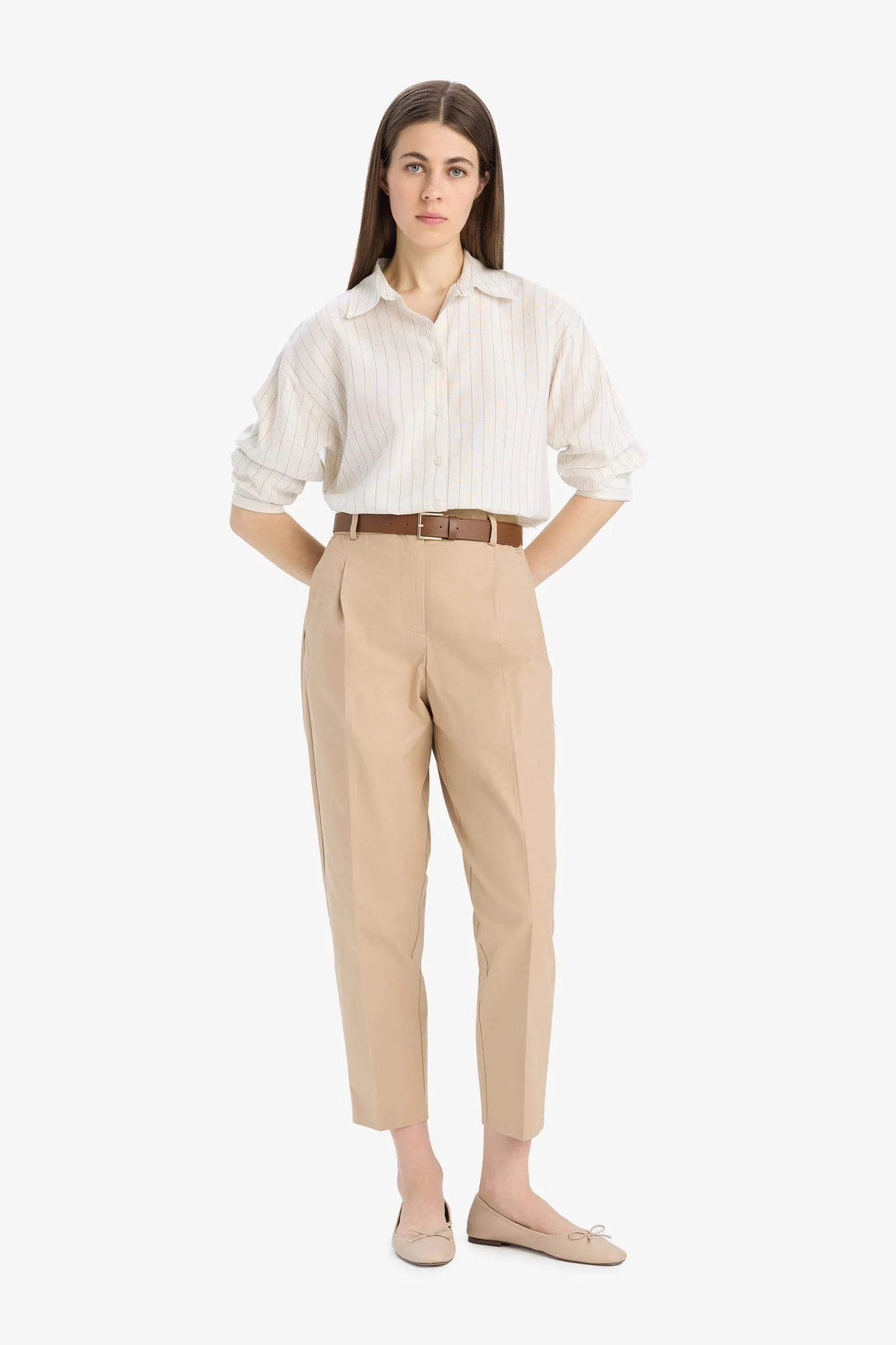 Carrot Fit Gabardin Fabric Pants High Waist Short Legs With Belt