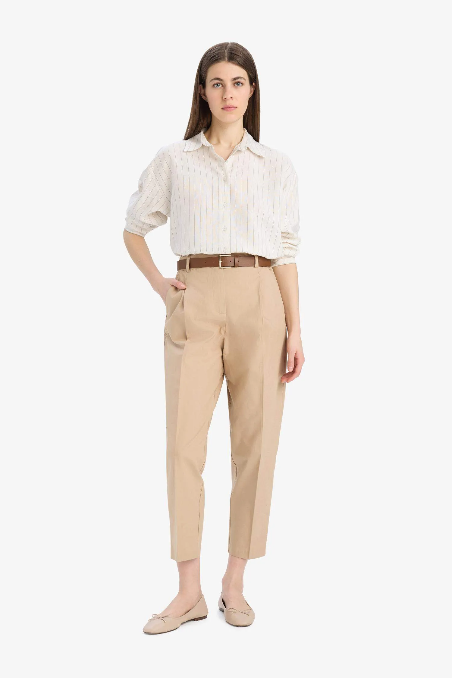 Carrot Fit Gabardin Fabric Pants High Waist Short Legs With Belt