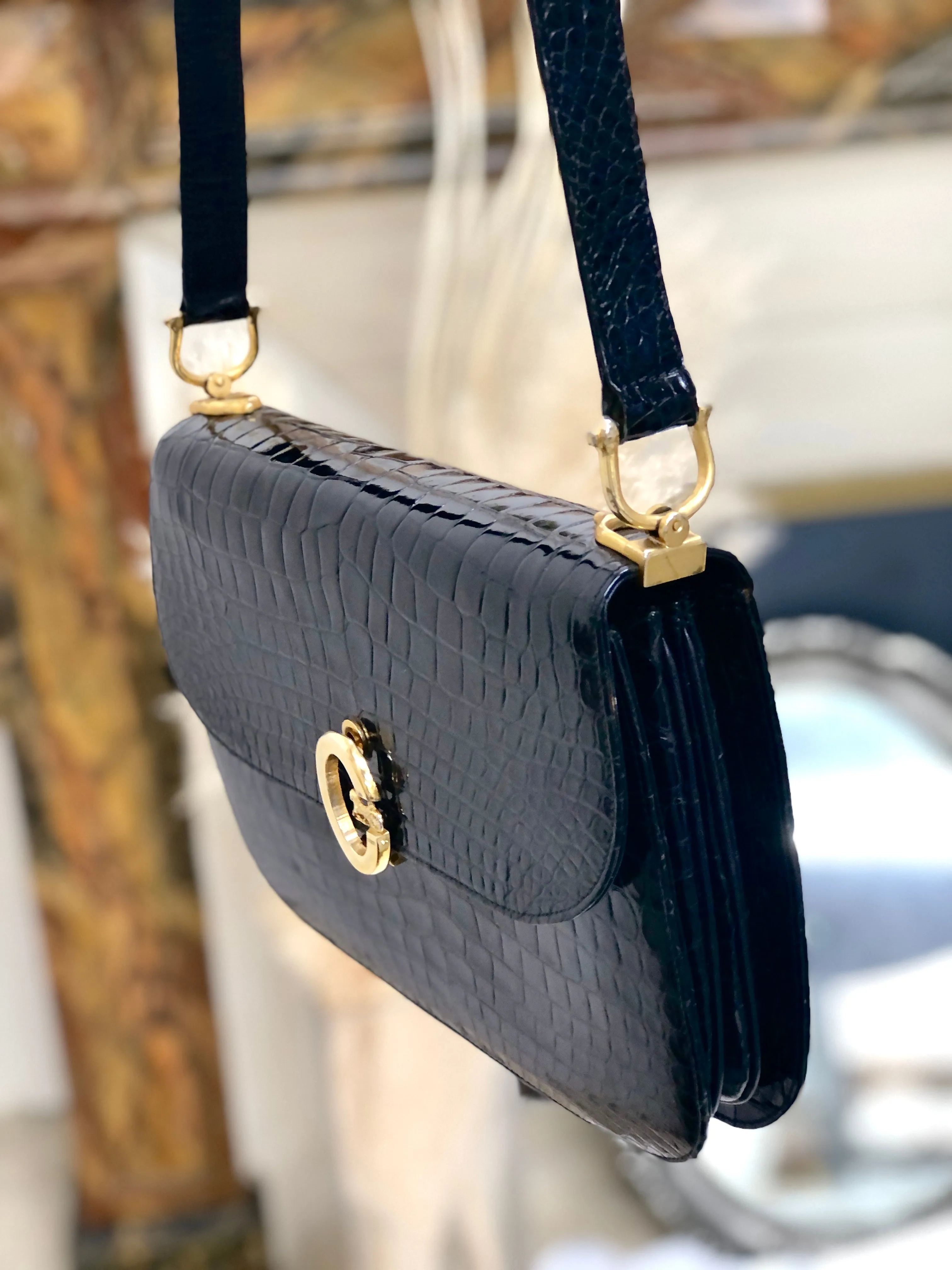 CELINE C logo Horse carriage Crocodile embossed leather Shoulder bag Black Old CELINE vintage 6tmne2