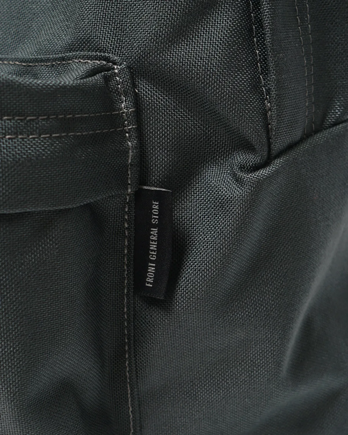 Classic Backpack / Smoke