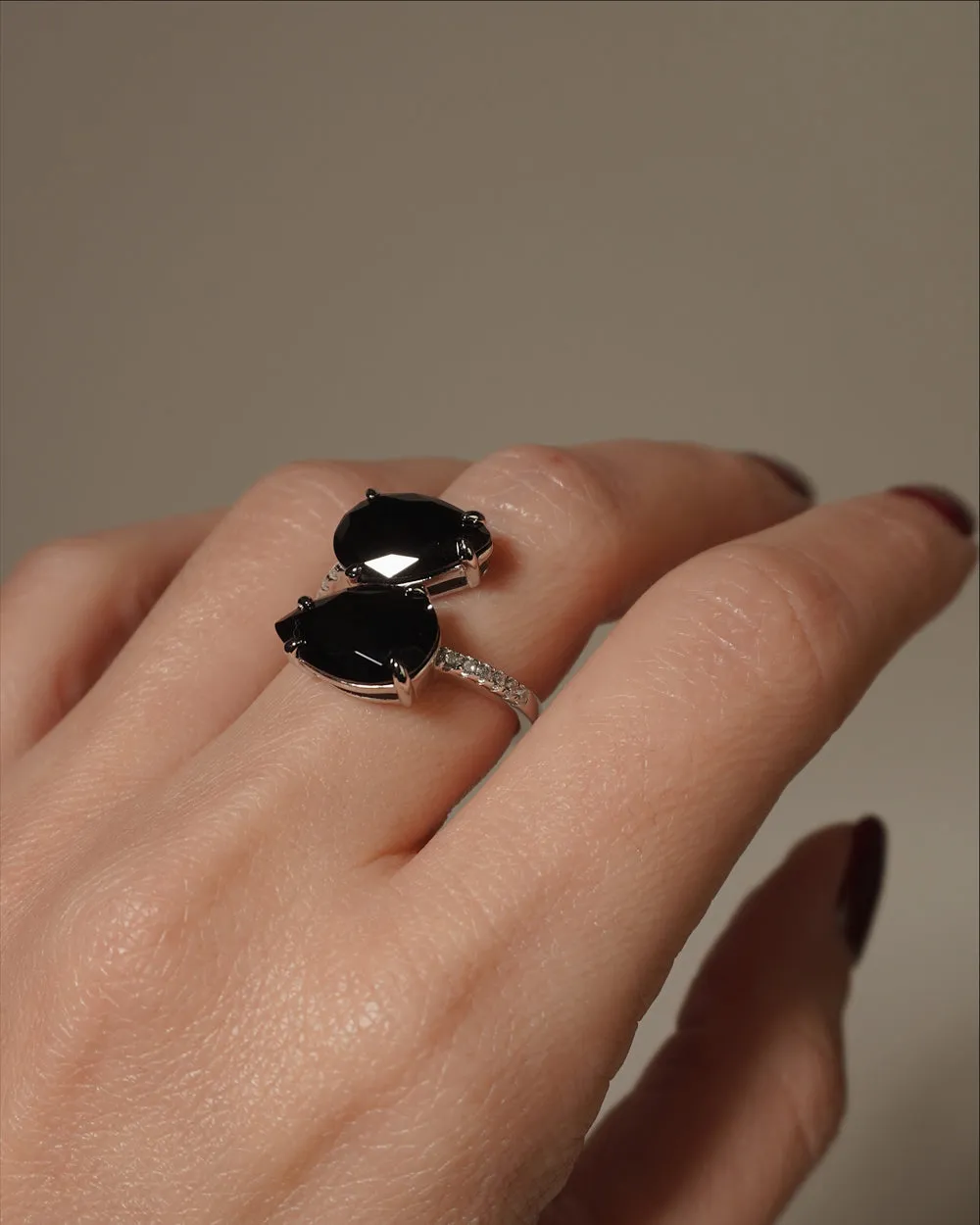 Cleo Wrap Ring (Black/Silver)