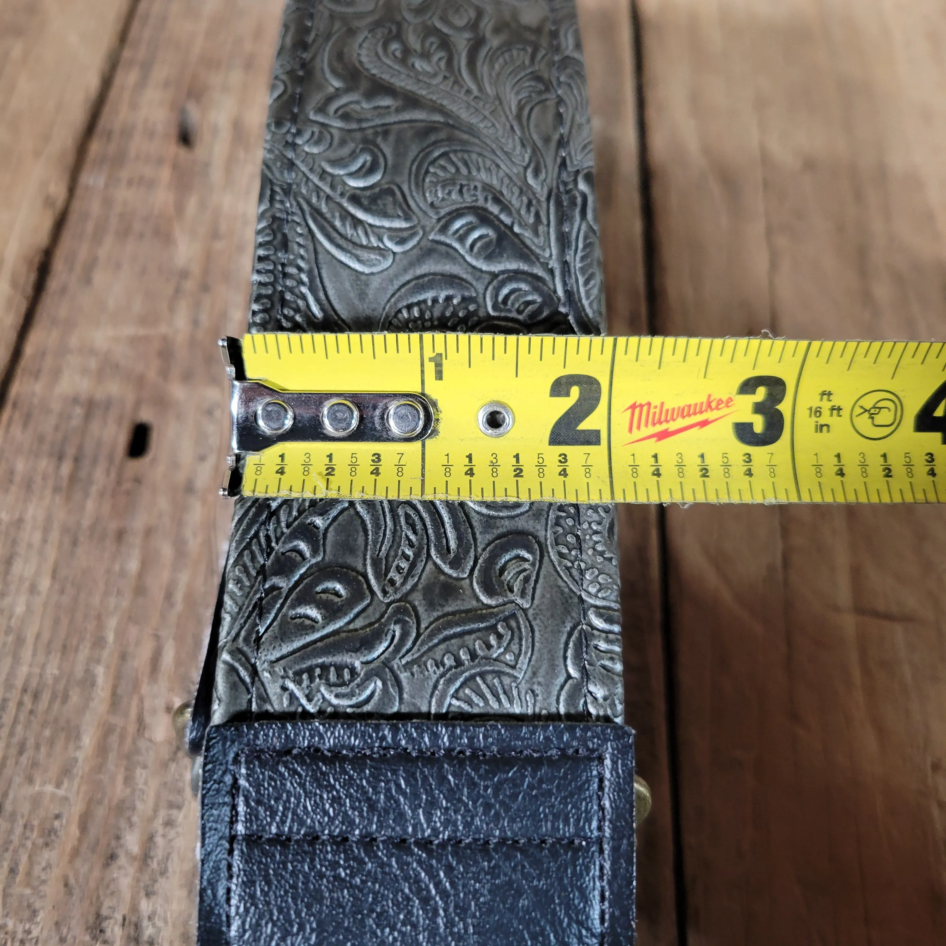 Couch Embossed Leather Guitar Strap with gold Schaller Straplocks