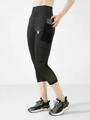 Free Play Pocket Capri Legging