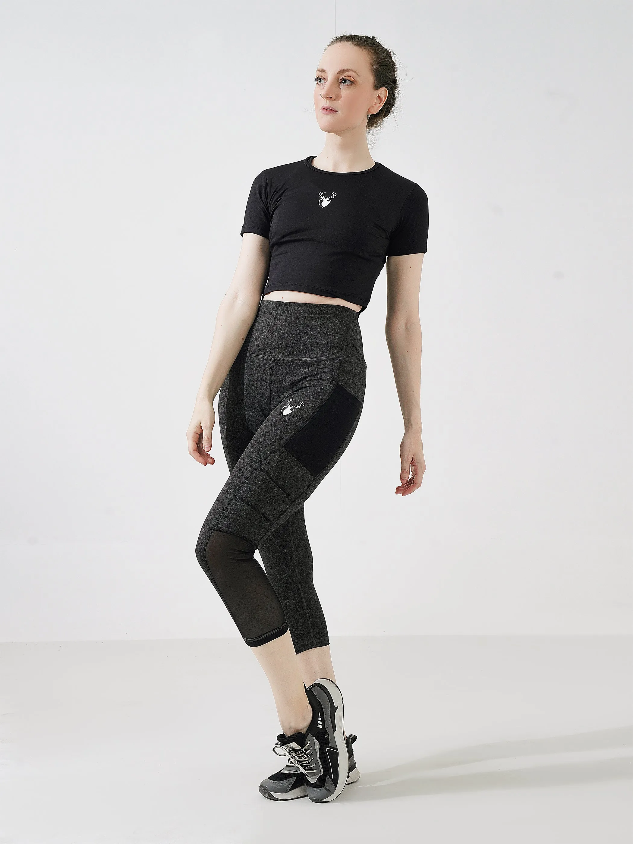 Free Play Pocket Capri Legging