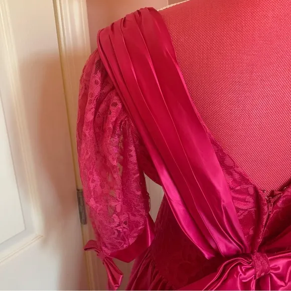Fuchsia 80’s Unbranded Satin and Lace High-Low Dress with Lace Poofy Sleeves