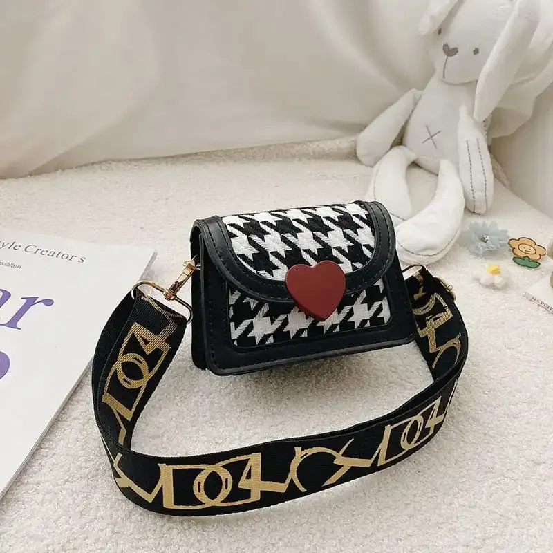 Girls Fashion Houndstooth Pattern Heart Decor Crossbody Bag