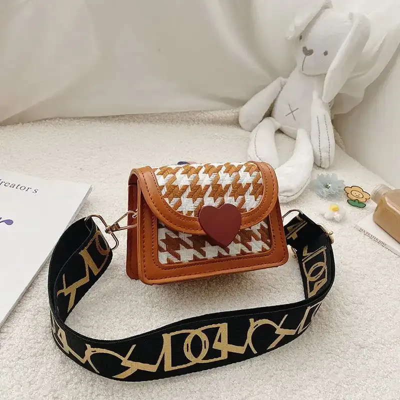 Girls Fashion Houndstooth Pattern Heart Decor Crossbody Bag