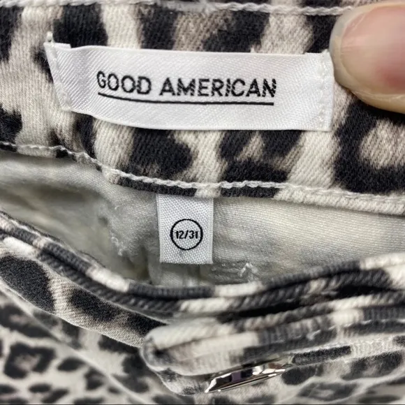 Good American Leopard Print Raw Edge Mini Skirt. Animal print, fun, flirty