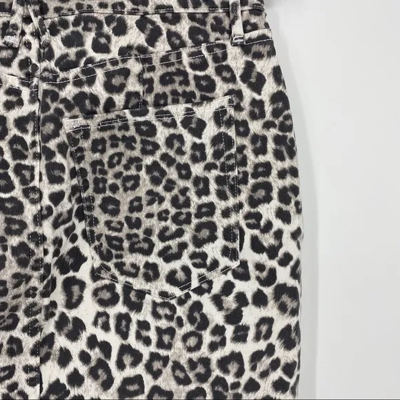 Good American Leopard Print Raw Edge Mini Skirt. Animal print, fun, flirty
