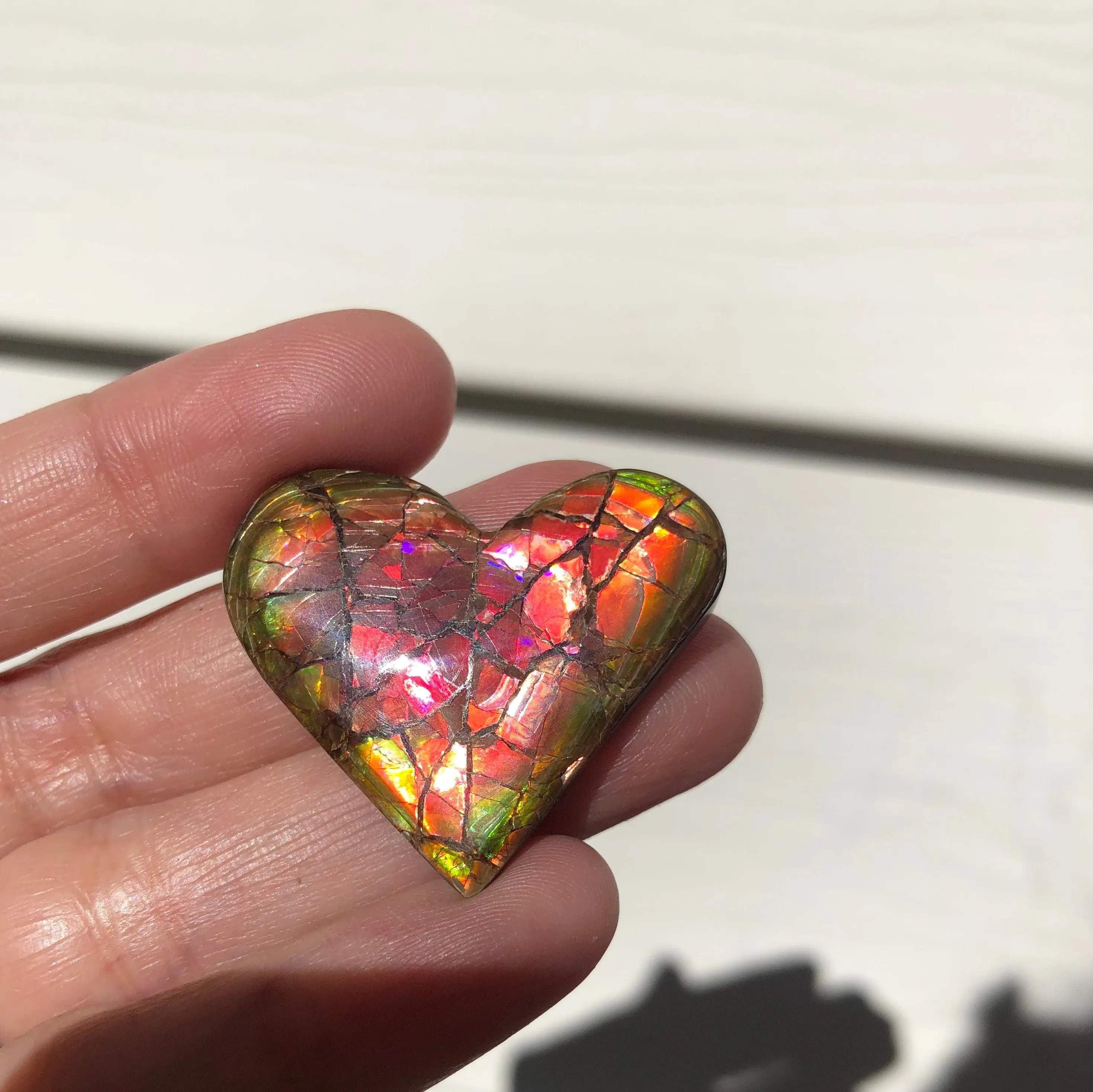Heart shapedl  Free Form . Hand Polished, FFN 381 ナチュラル　ルース　アンモライト フリーフォーム