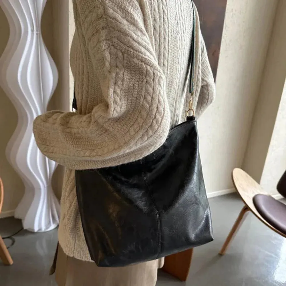 Isla’s Rustic Bloom | Artisan-Style Leather Shoulder Bag
