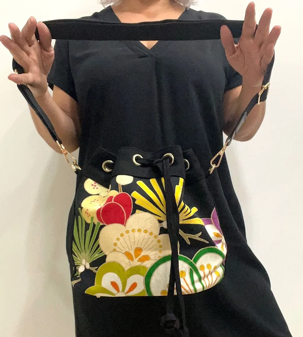 Kimono Drawstring Crossbody 5587B