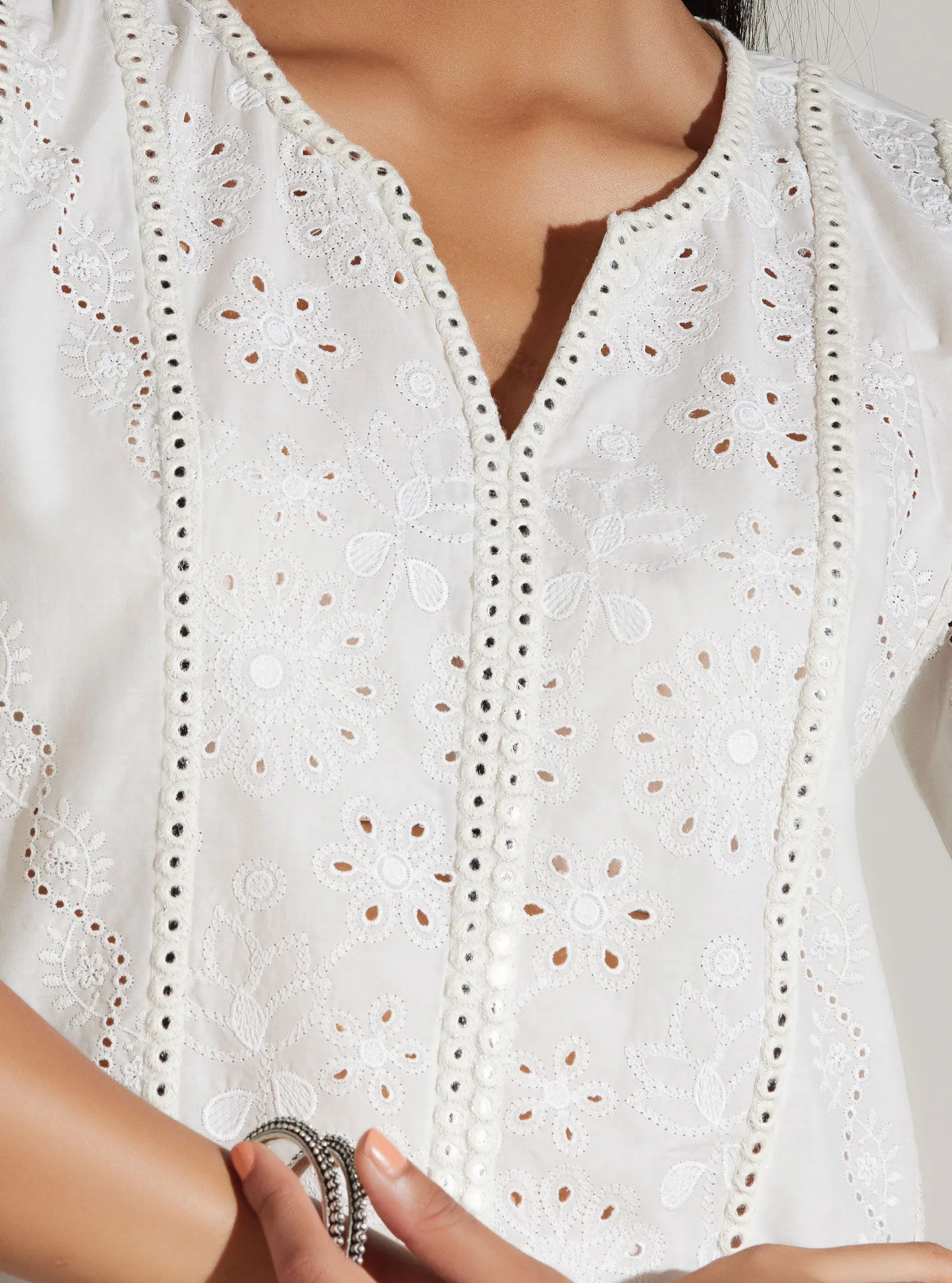 Mulmul Cotton Cara White Kurta With Mirror Gota White Pant