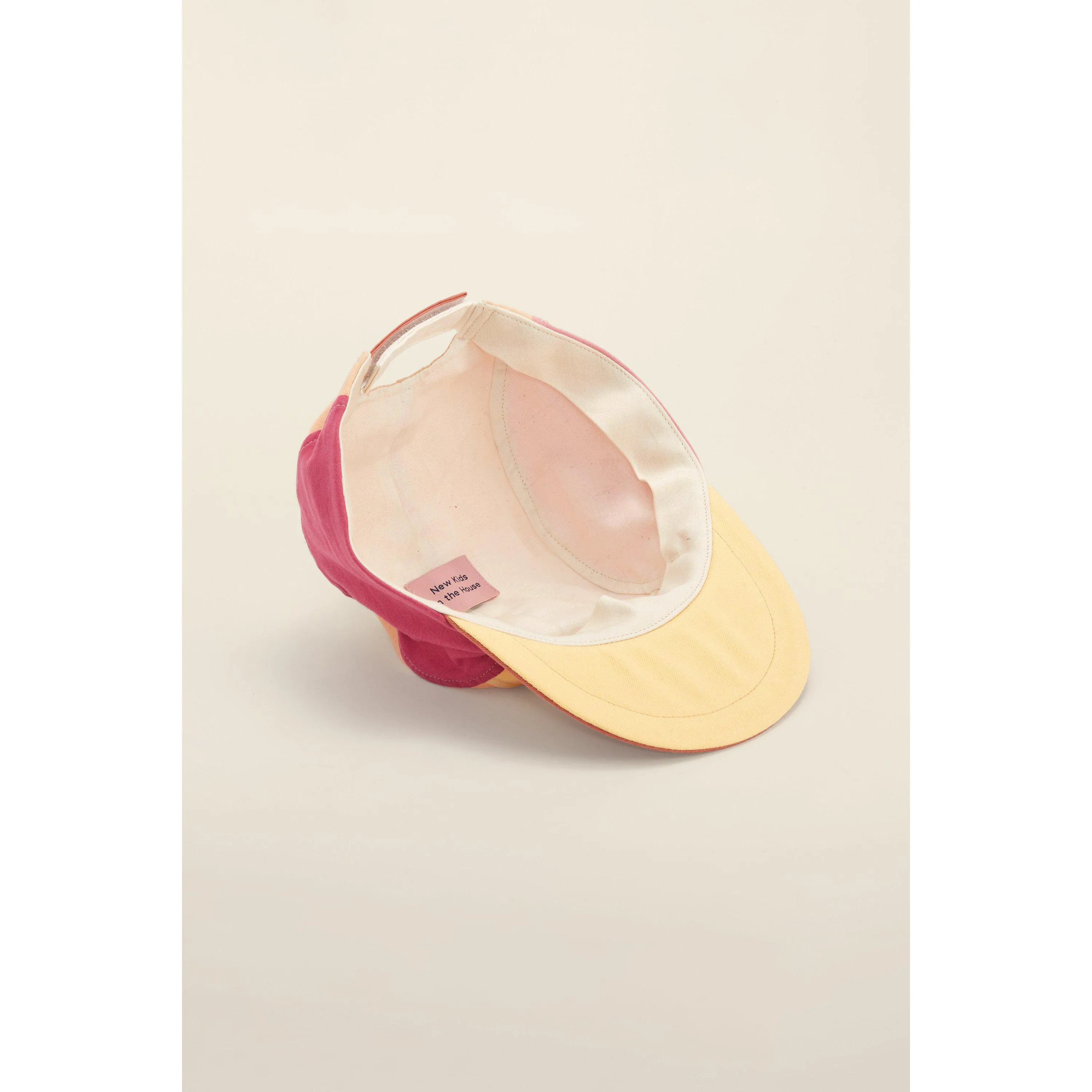New Kids In The House - Calvin cap - Colourblock Cherry