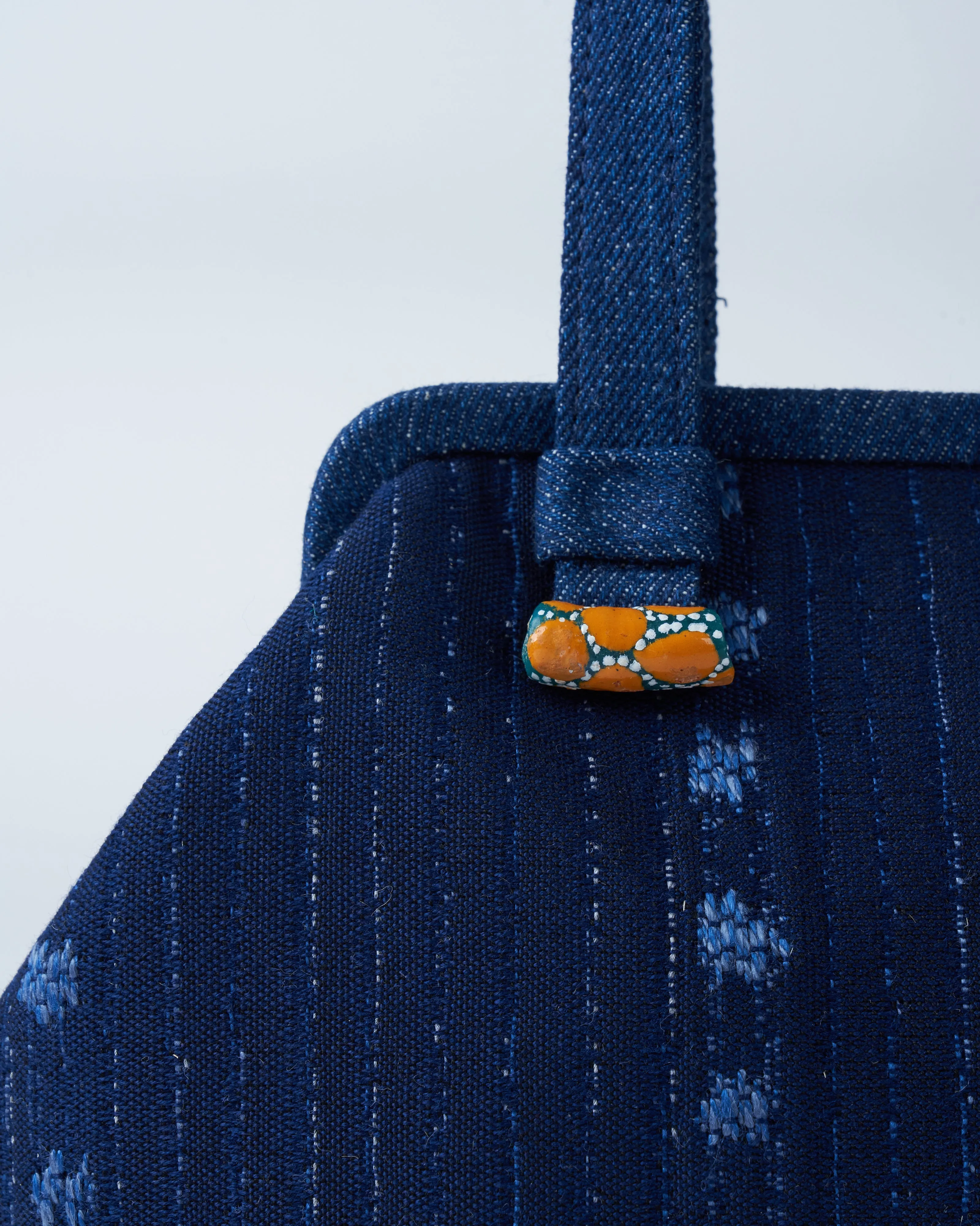 olivia embroidered - navy/blue