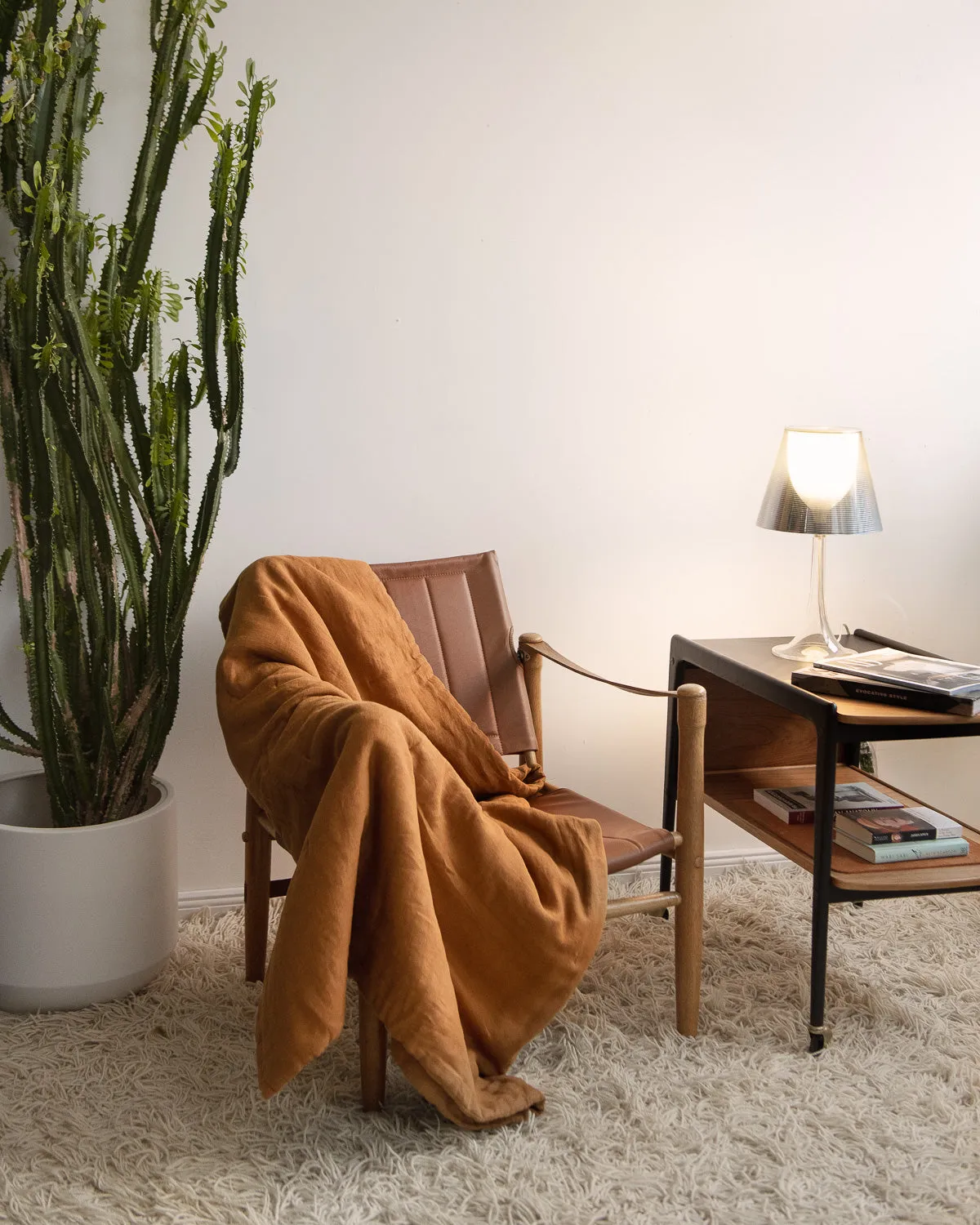 Quilted linen blanket in Cinnamon