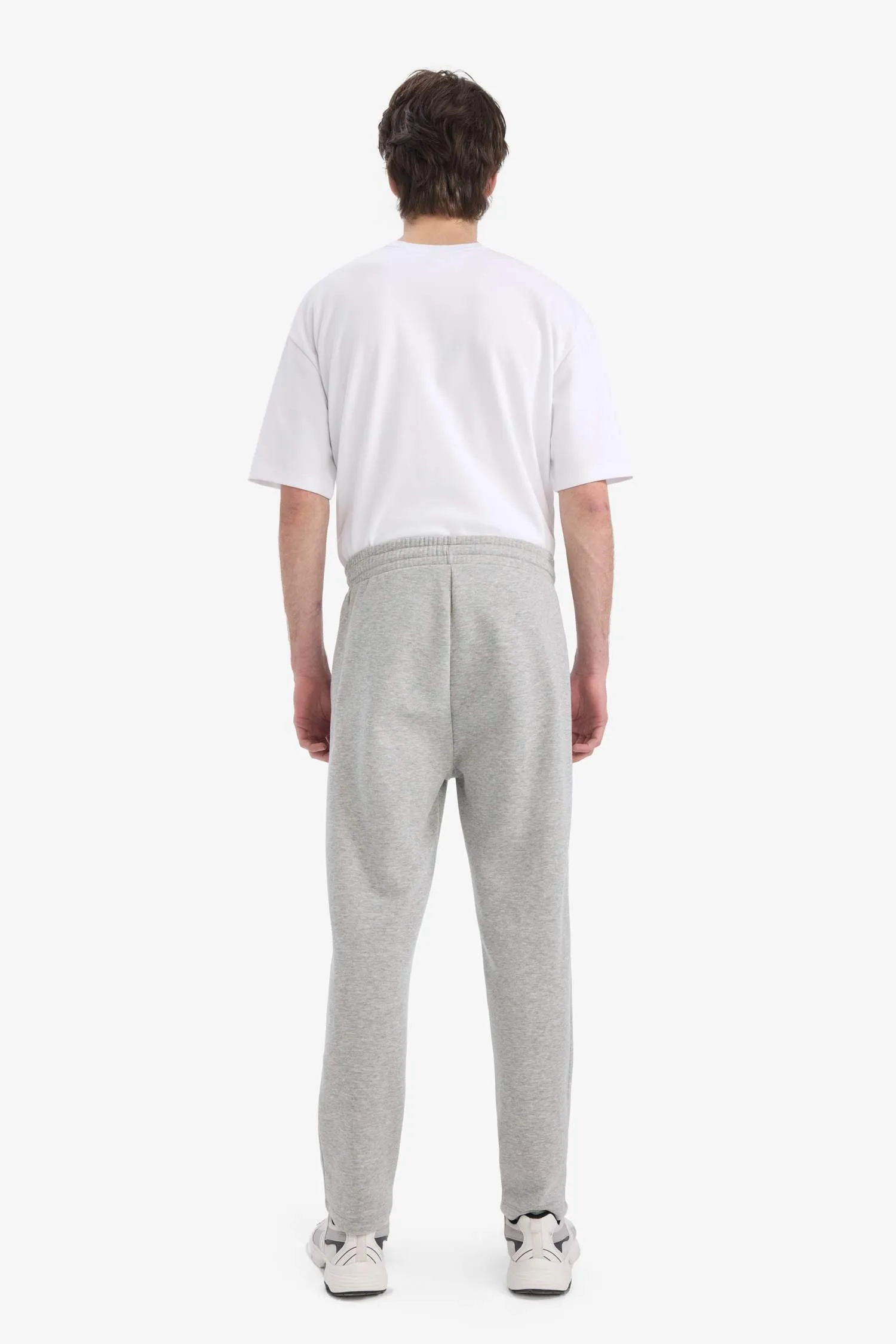 Regular Fit Fleto Pockets Flat Leg Thick Tracksuit Bottom
