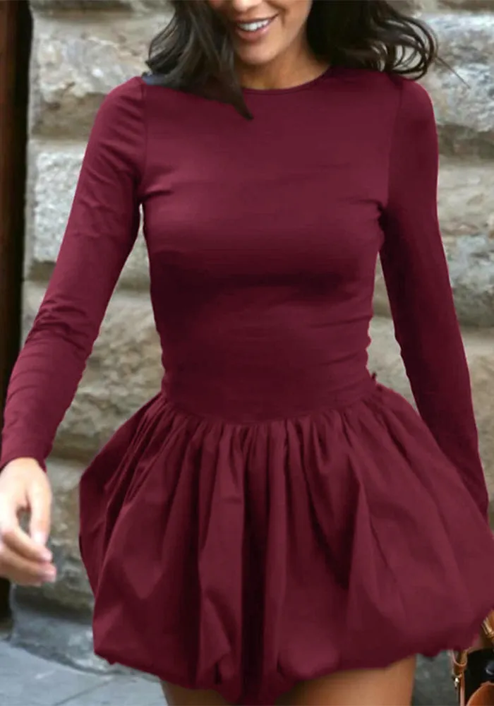 Romantic Bloom Backless Long Sleeve Dress with Graceful Silhouette