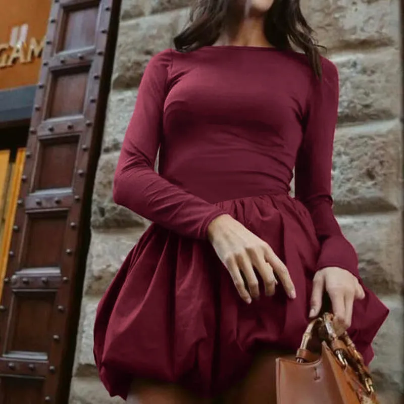 Romantic Bloom Backless Long Sleeve Dress with Graceful Silhouette