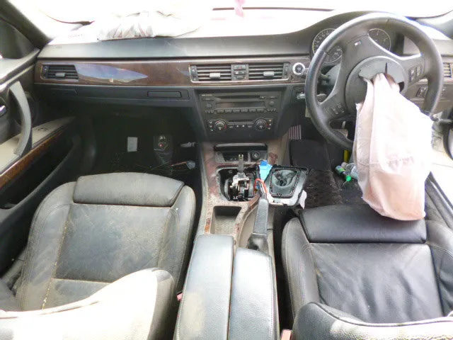 S2647 3' E90 Sedan 320d M47N2 AUTO 2006/06