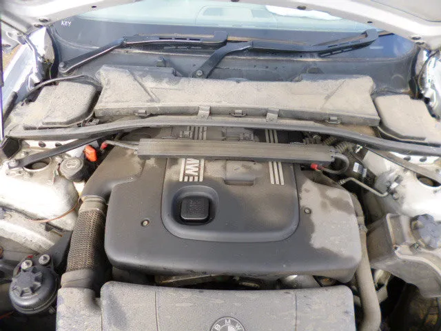 S2647 3' E90 Sedan 320d M47N2 AUTO 2006/06