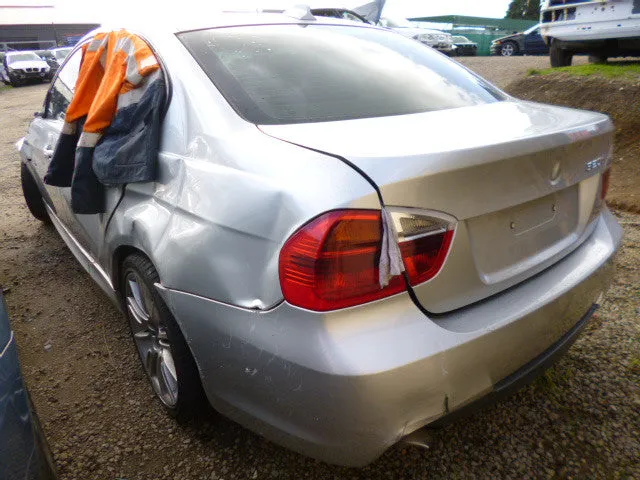 S2647 3' E90 Sedan 320d M47N2 AUTO 2006/06
