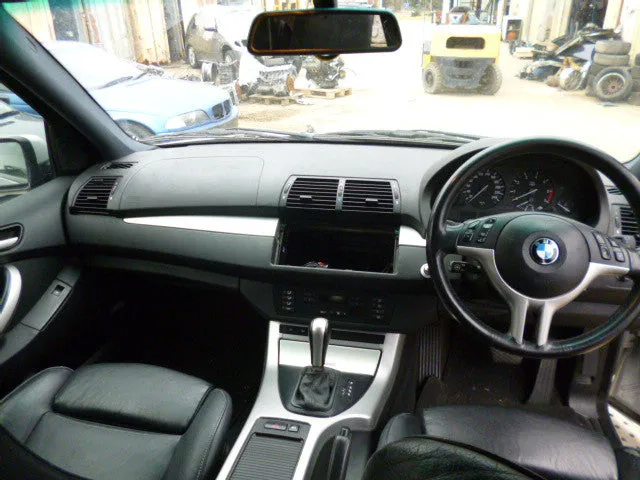 S2672 X5 E53 SAV 4.4i M62 AUTO 2003/06