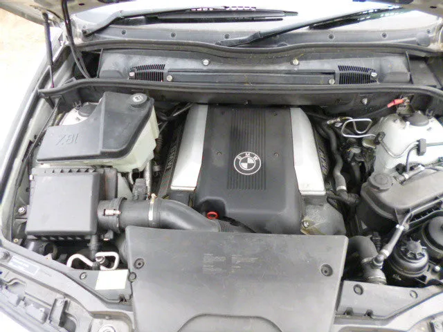 S2672 X5 E53 SAV 4.4i M62 AUTO 2003/06