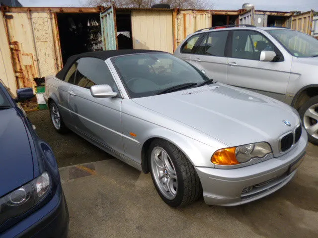 S2676 3' E46 Convertible 330Ci M54 AUTO 2001/07