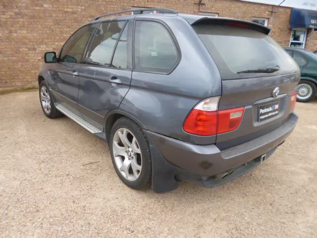 S2705 X5 E53 SAV 4.4i M62 AUTO 2002/08