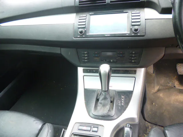 S2705 X5 E53 SAV 4.4i M62 AUTO 2002/08