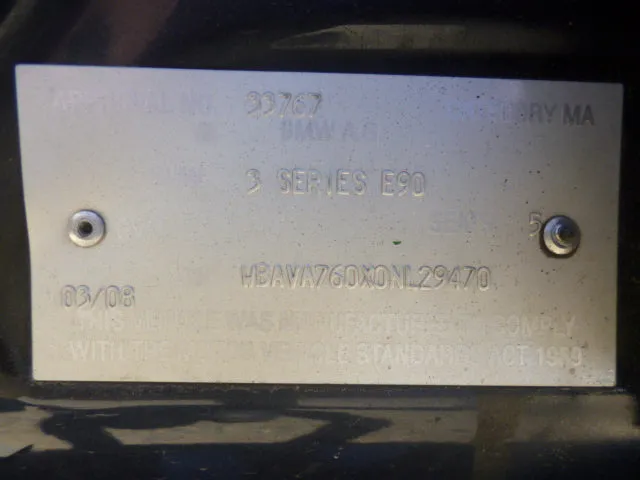 S2720 3' E90 Sedan 320i N46 AUTO 2007/04