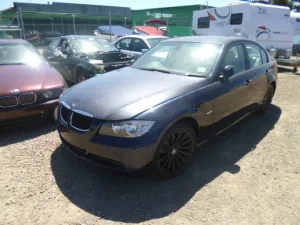 S2720 3' E90 Sedan 320i N46 AUTO 2007/04