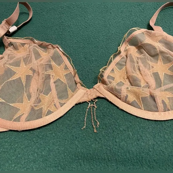 Sheer Shine Unlined Low-Cut Demi Bra
