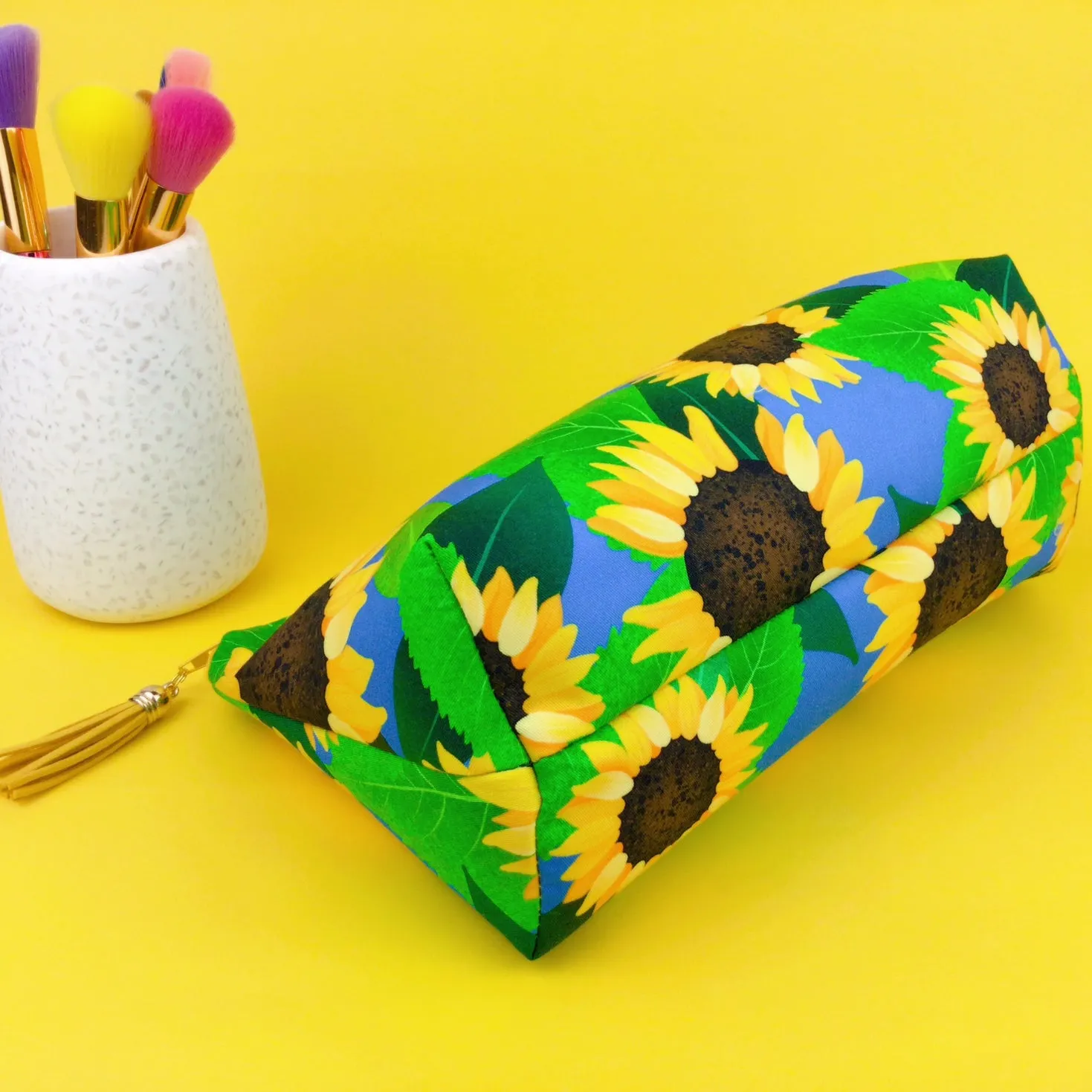 Sunny Flowers Medium Makeup Bag. Kasey Rainbow Design.