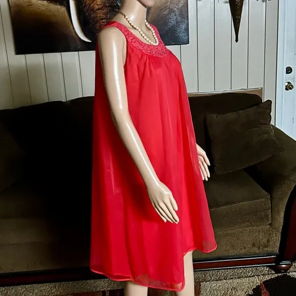 Texsheen • Vintage • USA • Small (32) • Sheer • Red • Babydoll Chemise Nightgown