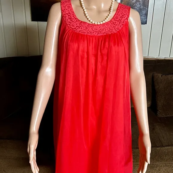 Texsheen • Vintage • USA • Small (32) • Sheer • Red • Babydoll Chemise Nightgown