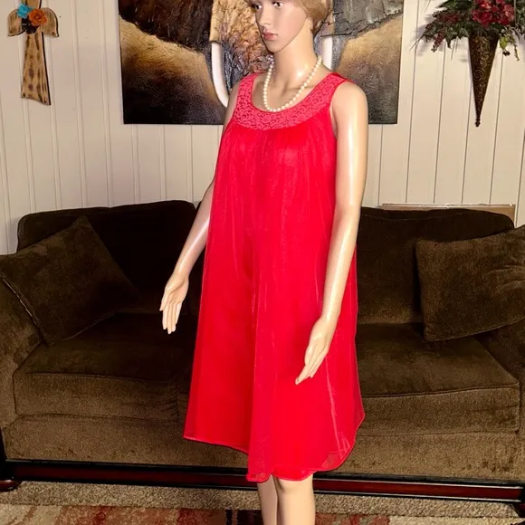 Texsheen • Vintage • USA • Small (32) • Sheer • Red • Babydoll Chemise Nightgown