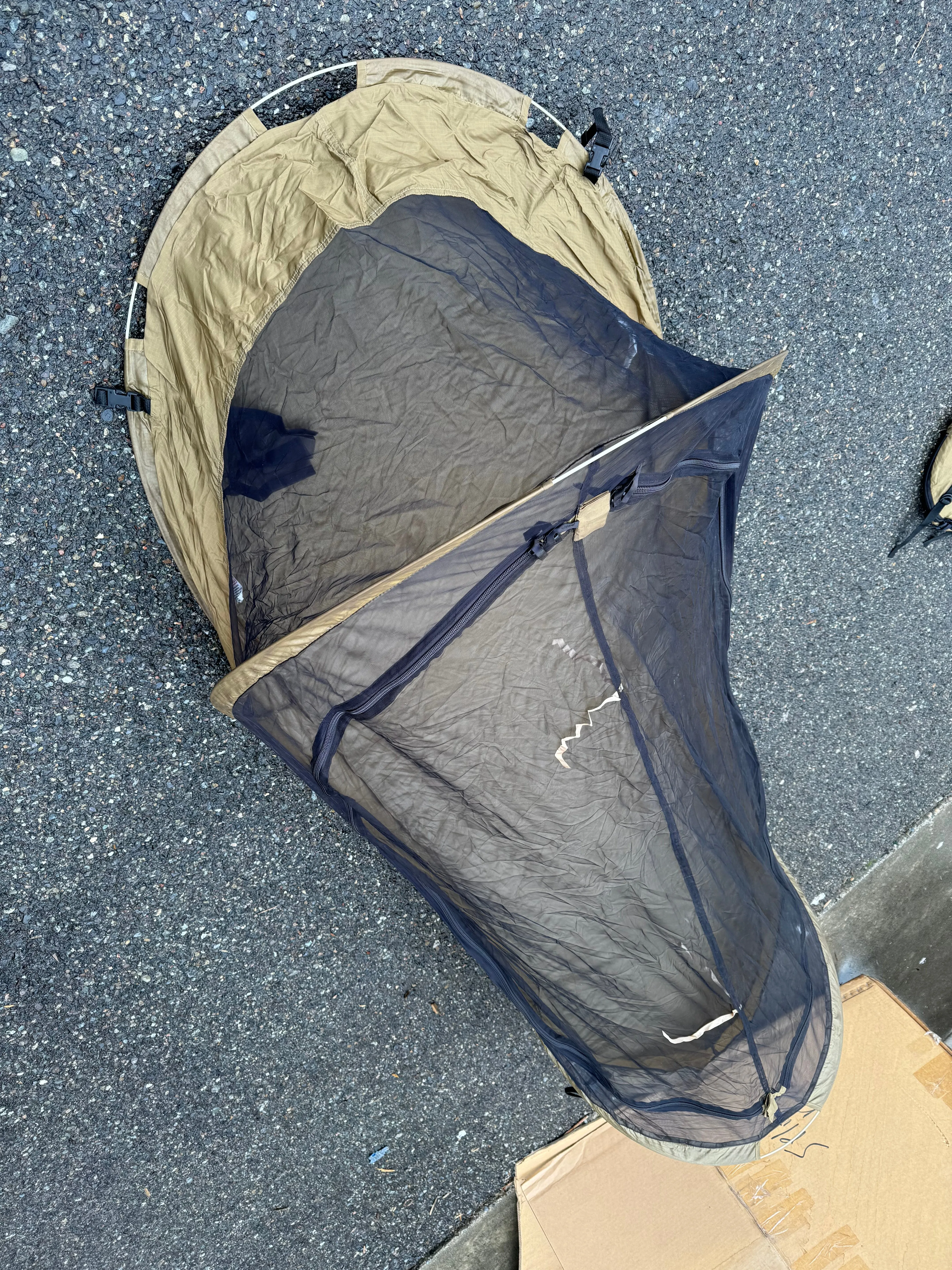 USGI Iguana Style Pop Up Tents w/ Netting