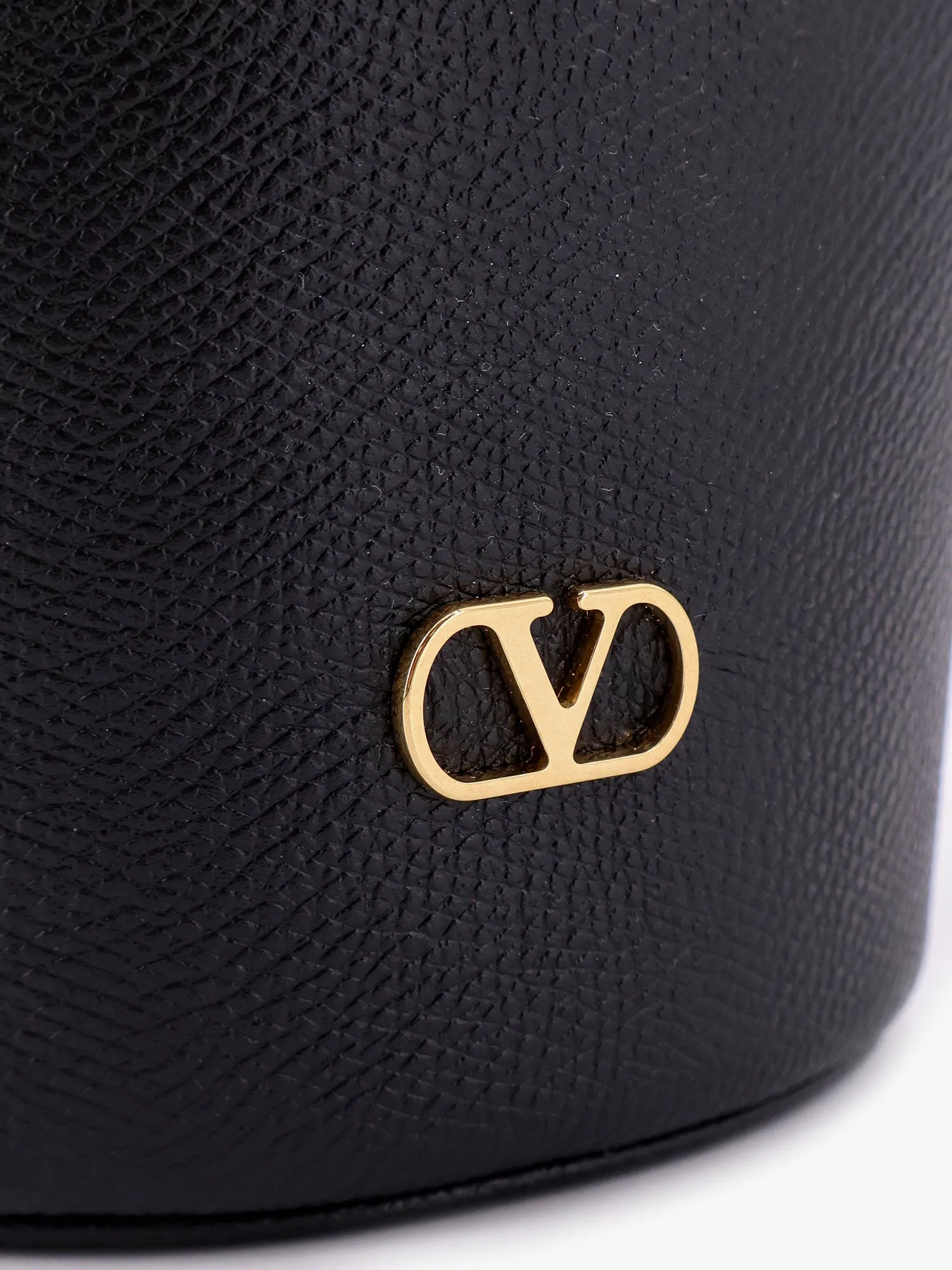 Valentino Garavani Valentino Garavani Leather Bucket Bag