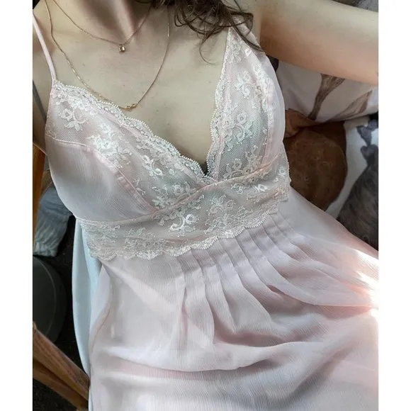 Victoria's Secret Pink Chiffon  Lace Babydoll Ballerina Slip Dress Lingerie Sz M