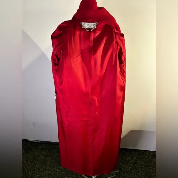 Vintage 1980s Pavilion Petites 100% Wool Cherry Red Overcoat Size 4P