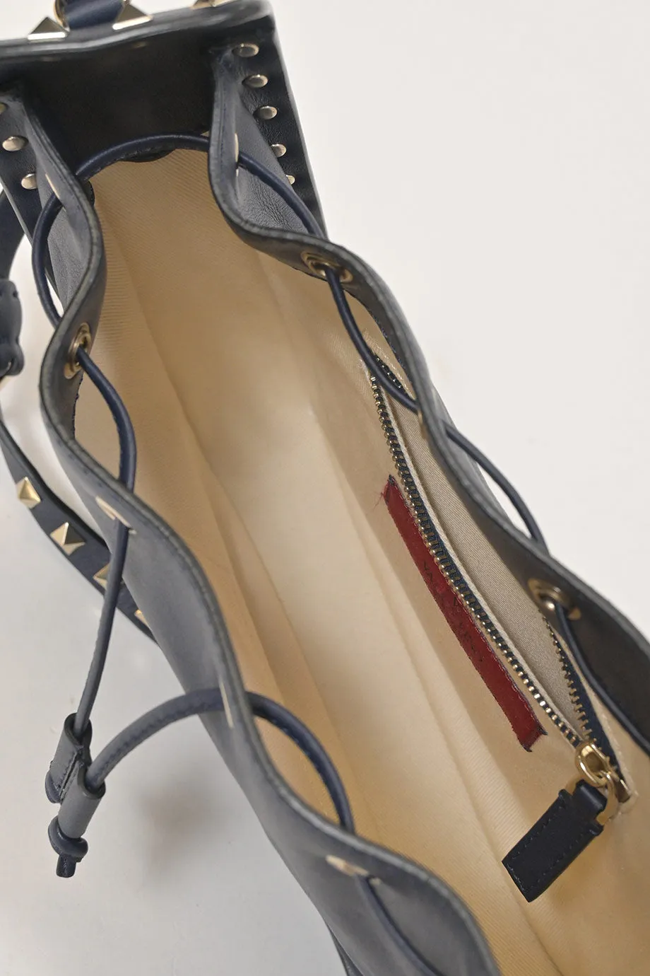 [WB7094] Valentino Garavani | Cross-Body Bag