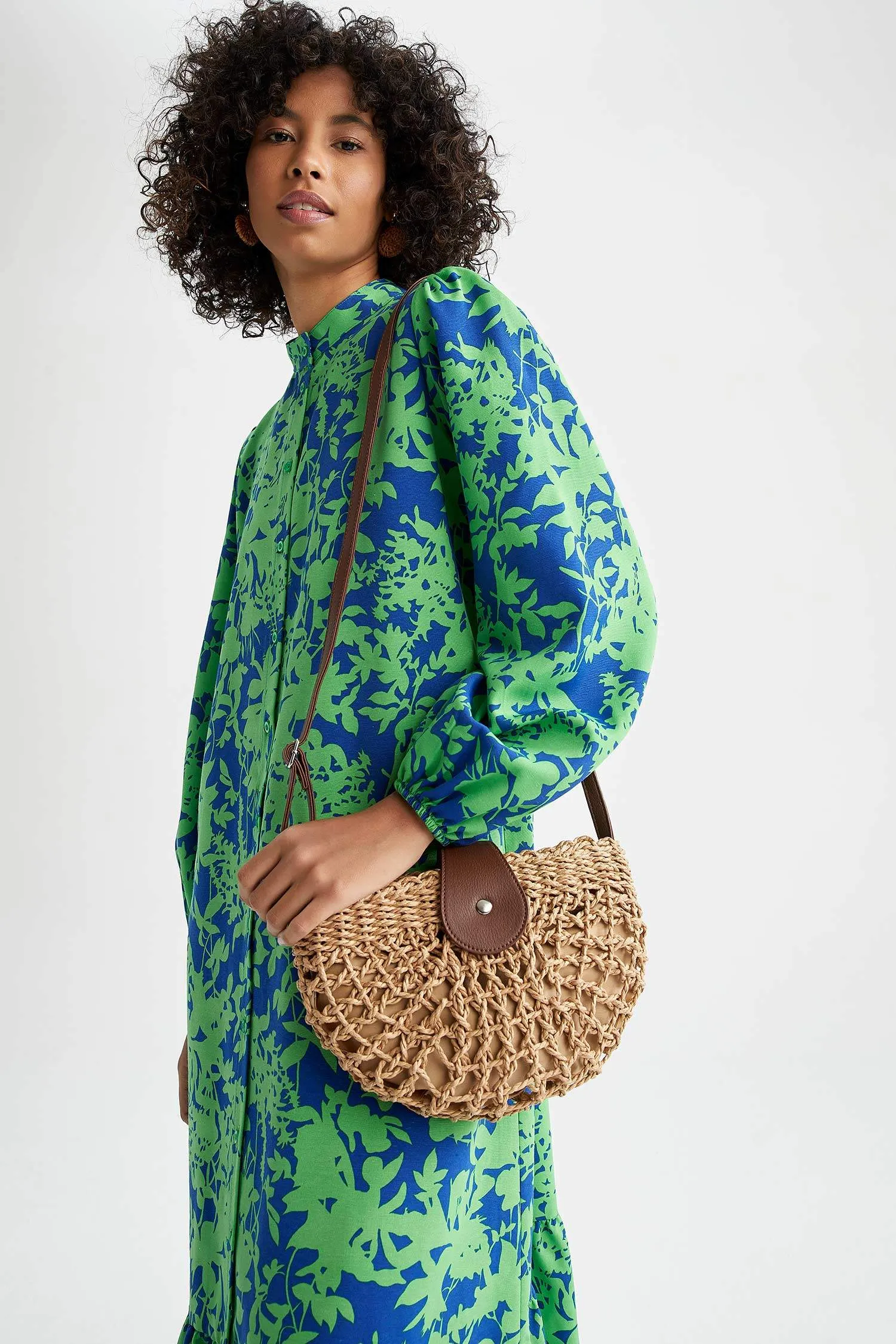 Women Wire Mesh Cross Bag