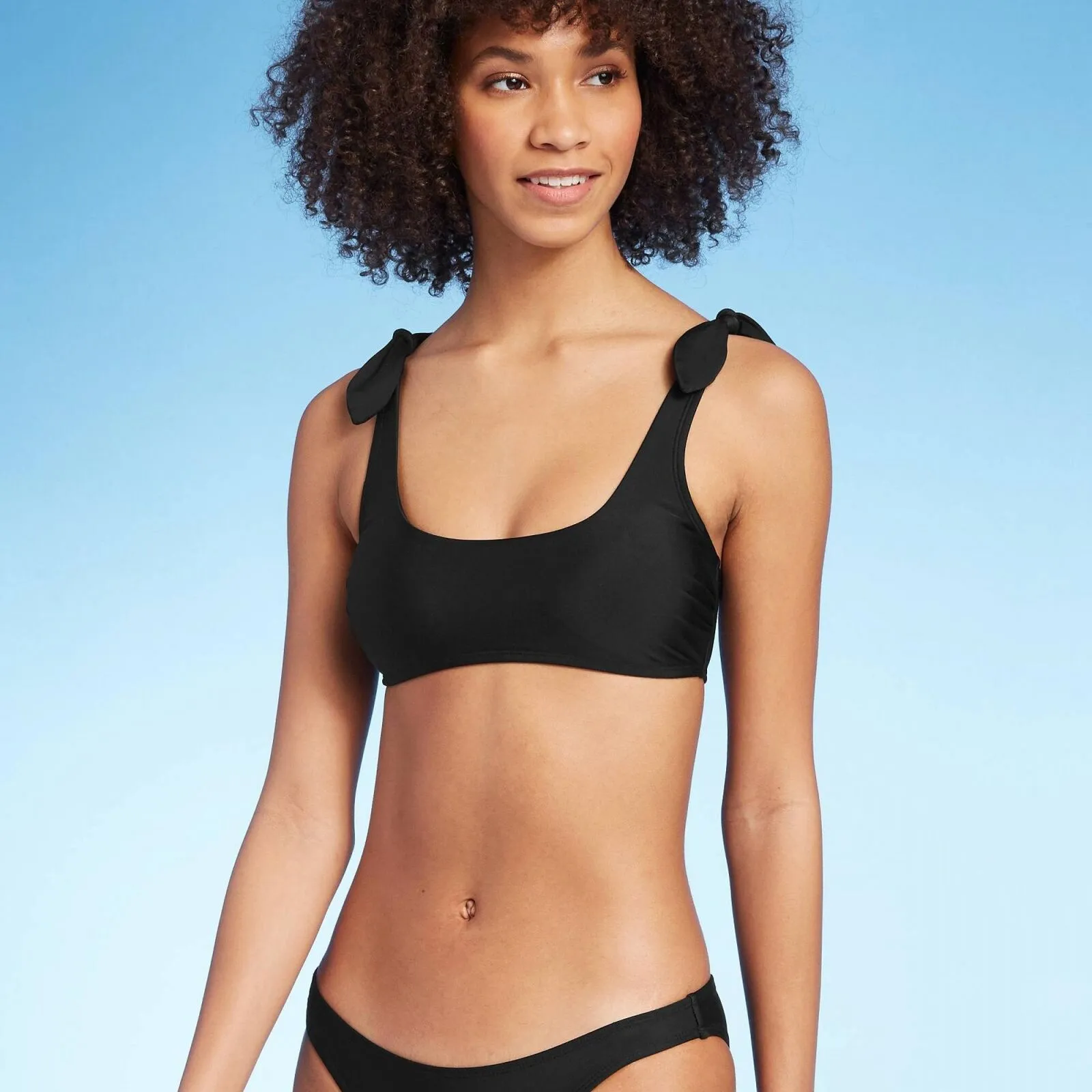 Xhilaration Juniors' Shoulder Tie Bralette Bikini Top AFV99T Black L
